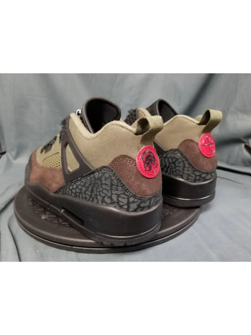 Jordan Spizike Low Beef & Broccoli Sneakers IH1782 200 Men's Size 11 NEW NO BOX